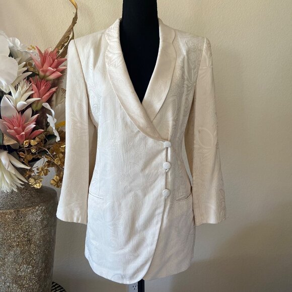 Giorgio Armani Jackets & Blazers - Giorgio Armani Vintage Silk Cream Elegant Floral Jacquard Fabric Blazer Medium
